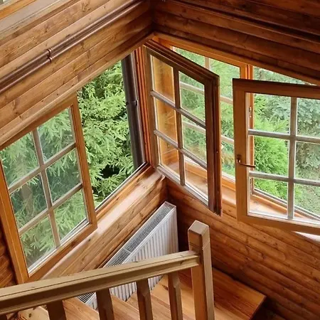 Holiday home Pine Valley House